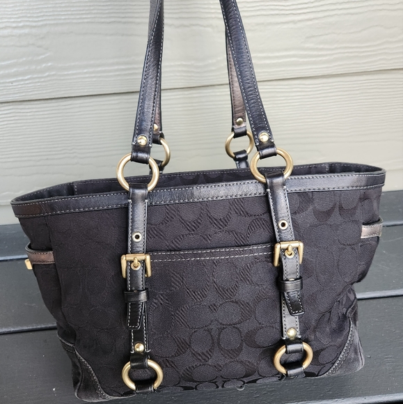 Vintage Coach Signature Jaquard Shoulder Bag - Picture 3 of 14